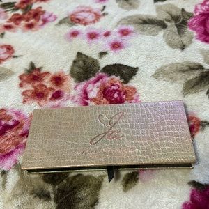 ✨Anastasia Beverly Hills palette ✨